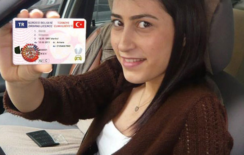 turkiyede 24 milyon ehliyet degisiyor